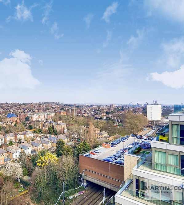 Man and van Longfield